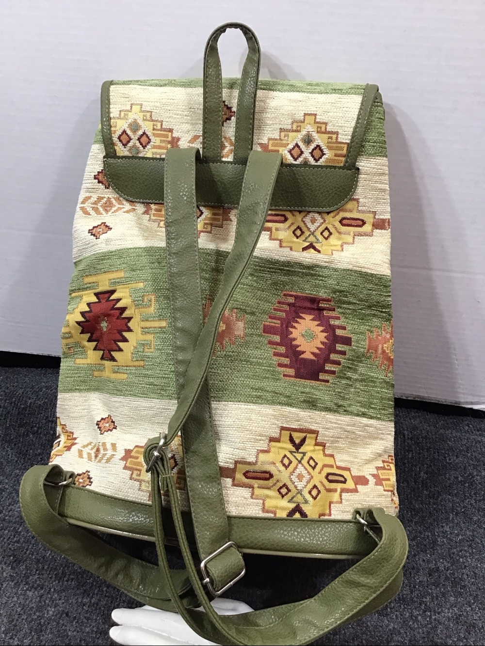 Southwestern Patterned tapestry chenille Women's Backpack Purse NWOT - Picture 5 of 12